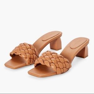 JUSTFAB Dress Sandals Tonika Camel 9.5 New w/ tag